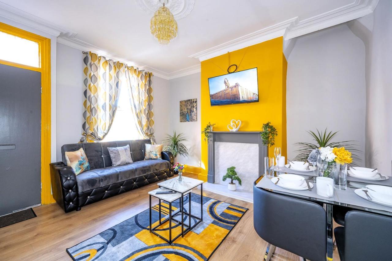 *1Es* For Your Most Relaxed & Cosy Stay + Free Parking + Free Fast Wifi * Leeds  Luaran gambar